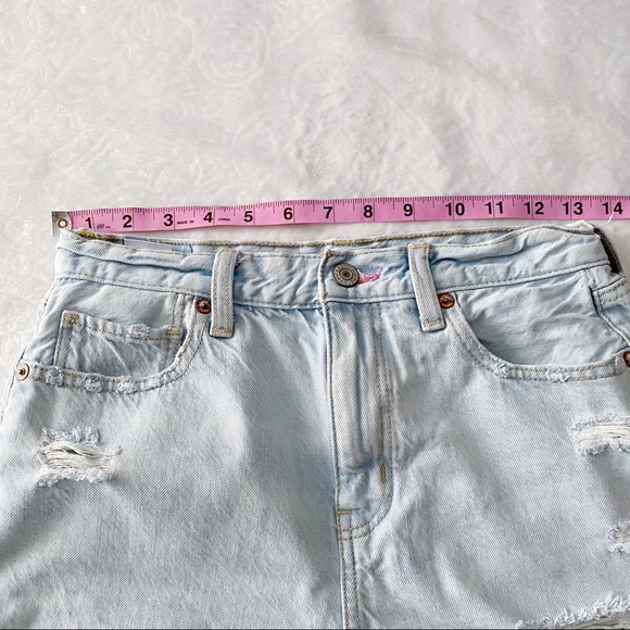 AEO Embroidered Rainbow Pocket Mom Jean Shorts - Picture 3 of 10